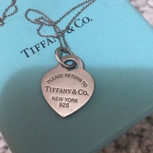 Tiffany’ & co. Return to Tiffany’s Necklace